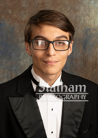 1572