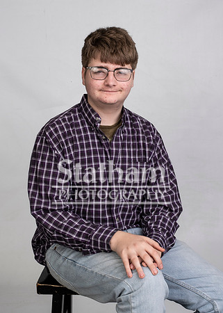 7589
